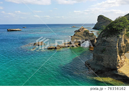 種子島の馬立の岩屋の海岸の空撮 76356162