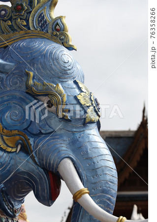 Sculpture, architecture and symbols of Buddhism, Thailand 76358266