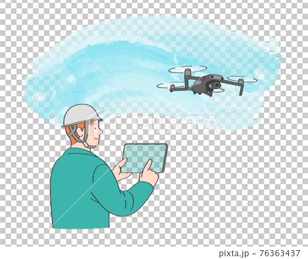 ドローンを操作する作業員 76363437