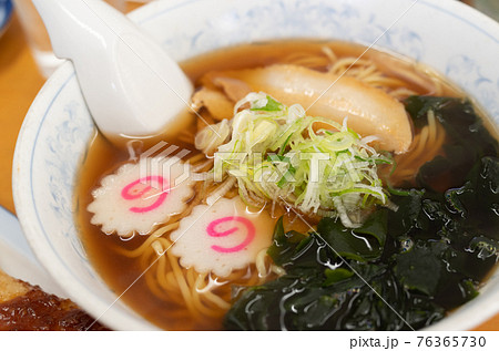 美味しそうなラーメン 美味しそうなラーメン 76365730