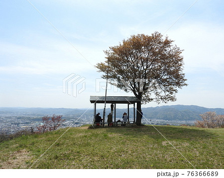 津山市にある史跡「神楽尾城跡」：本丸 76366689