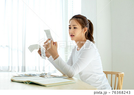 女性 女 女の子 76368243