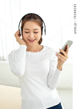 女性 女 女の子 76368285