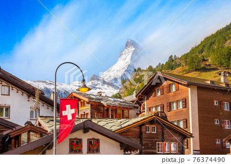 Matterhorn and Zermatt houses, Switzerland 76374490