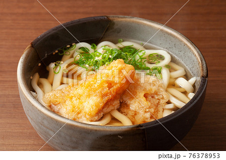 かしわ天うどん 76378953