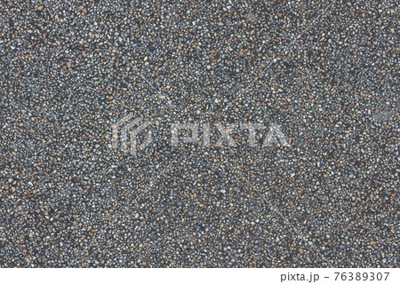 英国　小石　砂利の地面 76389307
