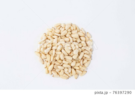 pine nuts 76397290
