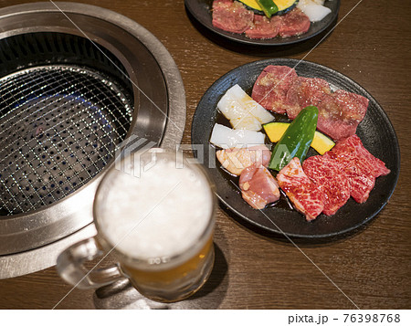 焼肉定食と生ビール 焼肉定食と生ビール 76398768