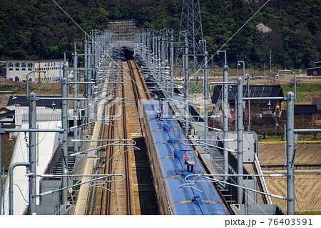 本数の減った北陸新幹線 76403591