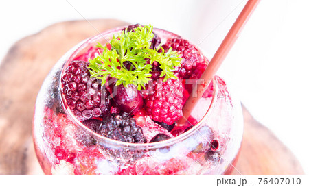 Selective focus red raspberry cocktail mocktail summer drink business restaurant cafe Selective focus red raspberry cocktail mocktail summer drink business restaurant cafe 76407010