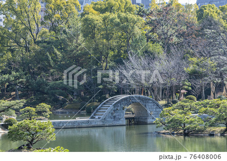 広島県広島市　縮景園のシンボル跨虹橋（ここうきょう） 76408006