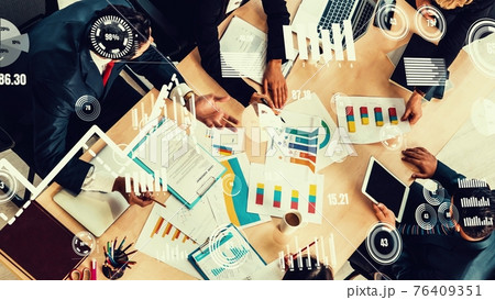 Creative visual of business people in corporate staff meeting 76409351