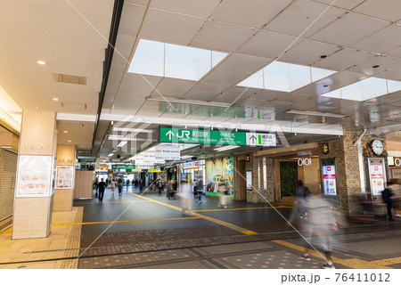 東京 JR町田駅 北口通路 東京 JR町田駅 北口通路 76411012