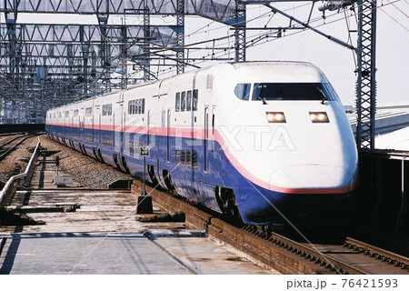 東京へ向かう上越新幹線のE1系 76421593