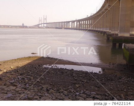 夕暮れ 夕焼け 海 76422114