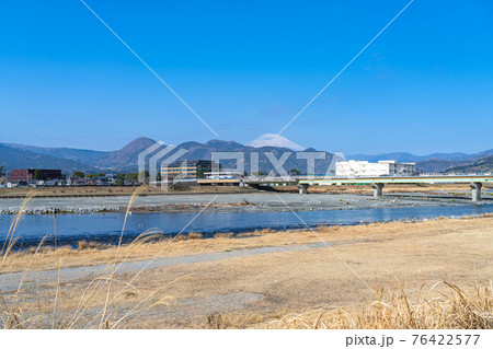 神奈川 足柄平野 酒匂川周辺の都市風景 76422577