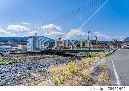 神奈川 足柄平野 狩川周辺の都市風景 神奈川 足柄平野 狩川周辺の都市風景 76422962