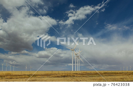 Wind turbines windmill energy farm in West Texas Wind turbines windmill energy farm in West Texas 76423038