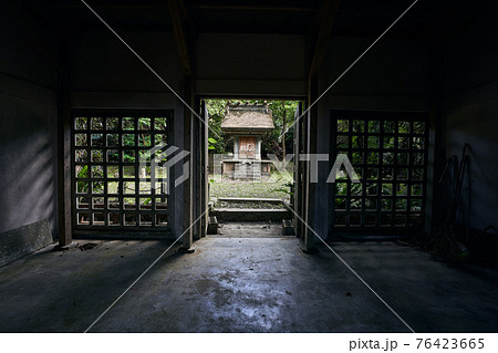 沖縄の聖地 佐敷上城の月代宮 沖縄の聖地 佐敷上城の月代宮 76423665