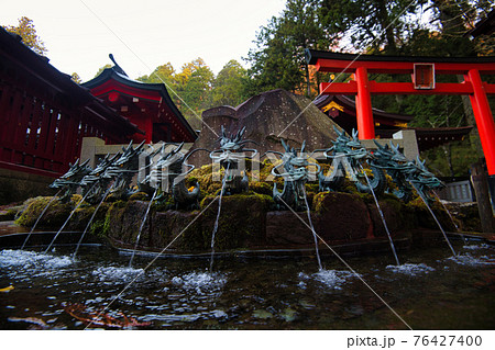 箱根神社　九頭龍神社新宮 76427400