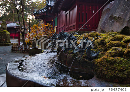 箱根神社　九頭龍神社新宮 76427401