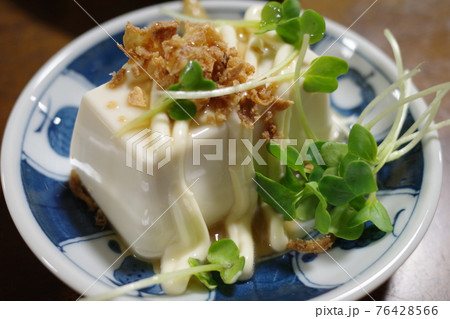 日本のとても美味しい家庭料理 76428566