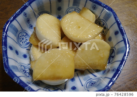 日本のとても美味しい家庭料理 76428596