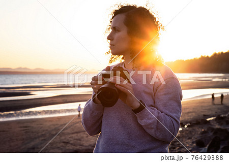 Adventure Travel Photographer at West Pacific Ocean Coast. 76429388