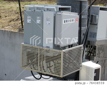 携帯電話の基地局 蓄電池設備 携帯電話の基地局 蓄電池設備 76438559