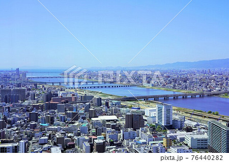 梅田スカイビルからの眺め（淀川方面） 76440282