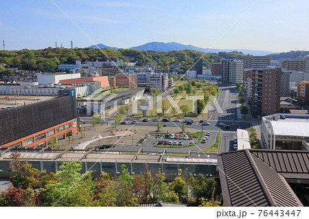 大分駅ビル屋上庭園と駅南口 76443447