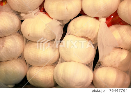 野菜売り場 にんにく 野菜売り場 にんにく 76447764