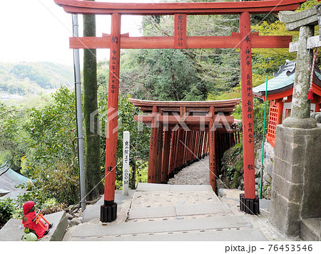 日本三大稲荷の一つ、祐徳稲荷神社 佐賀県鹿島市下古枝 日本三大稲荷の一つ、祐徳稲荷神社 佐賀県鹿島市下古枝 76453546