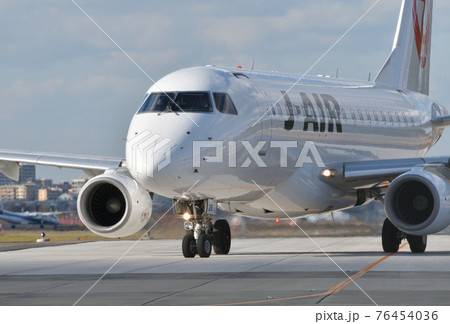 タキシング タキシング 76454036