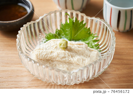 刺身湯葉 76456172