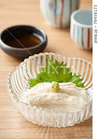 刺身湯葉 76456173