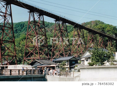 見上げる餘部鉄橋 旧橋 見上げる餘部鉄橋 旧橋 76456302