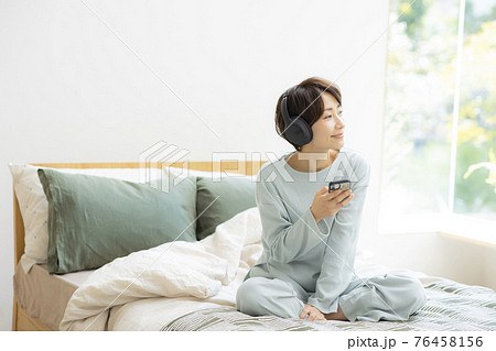 ステイホーム　 76458156