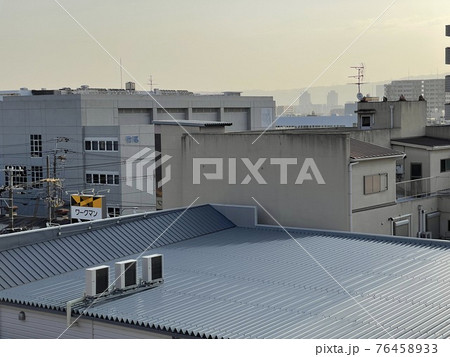 街中の工場 街中の工場 76458933