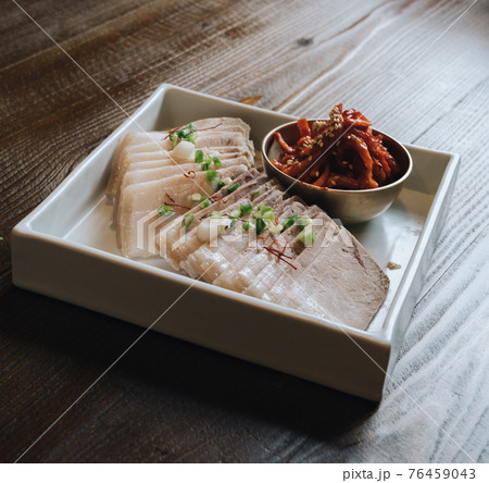 豚肉 キムチ 獣肉 76459043