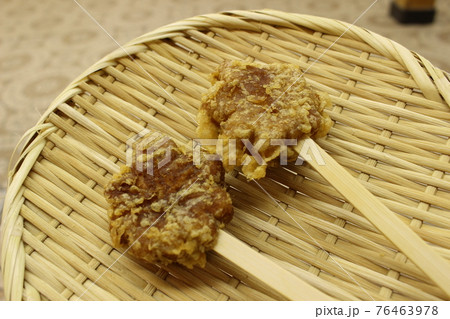 宮島の揚げもみじ 76463978