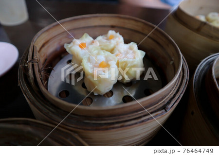 steamed shrimp ball , Chinese steamed dumpling or dim sum steamed shrimp ball , Chinese steamed dumpling or dim sum 76464749