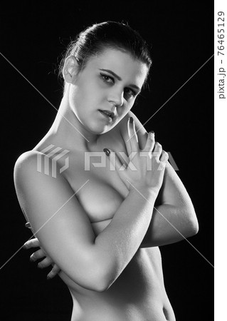 topless young woman 76465129