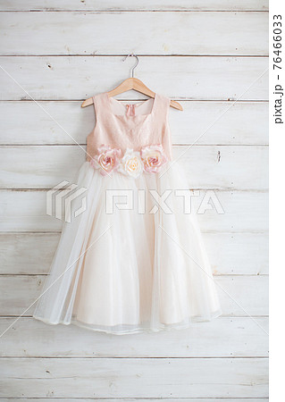 子供服 女の子 ドレス ホワイト ピンク 子供服 女の子 ドレス ホワイト ピンク 76466033