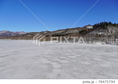 愛別ダムのダム湖・狩布湖 愛別ダムのダム湖・狩布湖 76475794