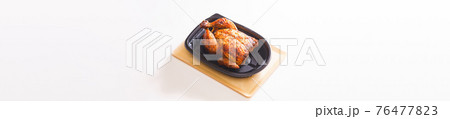 ローストチキン 丸焼き テイクアウト 【ウィズコロナのニューノーマル】 ローストチキン 丸焼き テイクアウト 【ウィズコロナのニューノーマル】 76477823