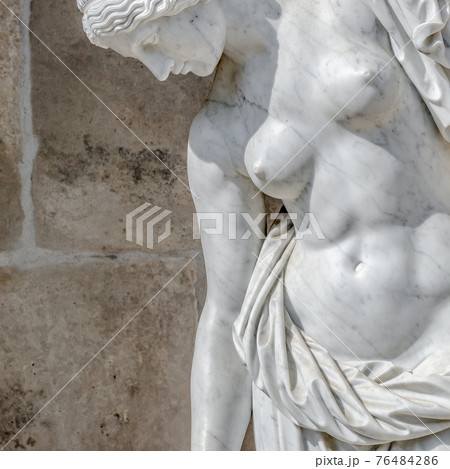 Ancient statue of a sensual renaissance era woman in Potsdam, Germany Ancient statue of a sensual renaissance era woman in Potsdam, Germany 76484286
