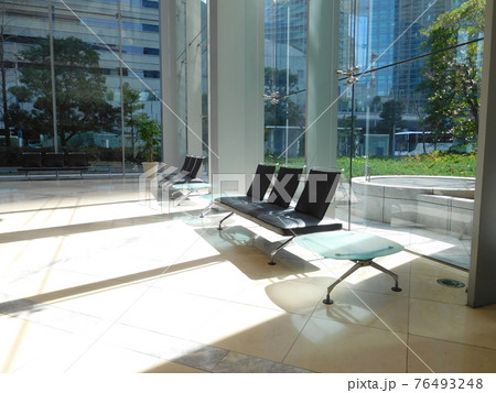 パナソニック汐留ミュージアムのベンチ パナソニック汐留ミュージアムのベンチ 76493248