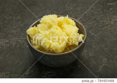 Mashed potato in the bowl Mashed potato in the bowl 76495488