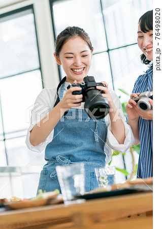 おうち女子会 カメラ女子 おうち女子会 カメラ女子 76498020
